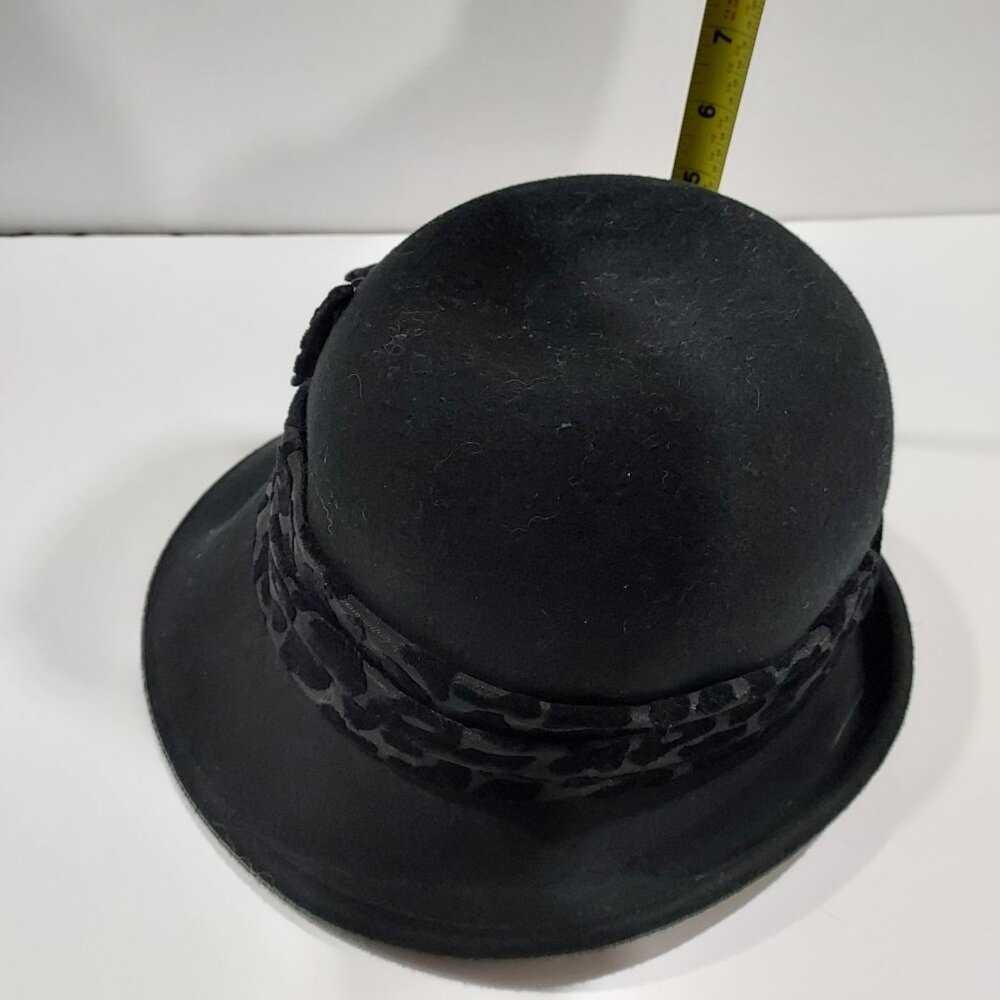 Wool Hat By Scalla Collezione 100% Women Size 6 to 8 Inch Flapper Look